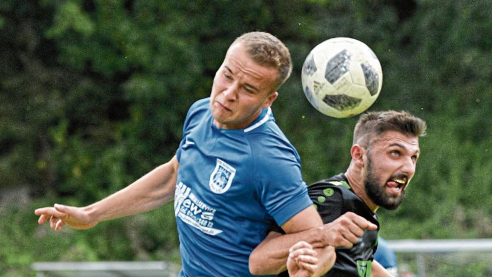 Für den VfB Vaihingen (links Matthias Fitzner) geht es schon heute Abend weiter. Foto: Leitner Für den VfB Vaihingen (links Matthias Fitzner) geht es schon heute Abend weiter. Foto: Leitner
