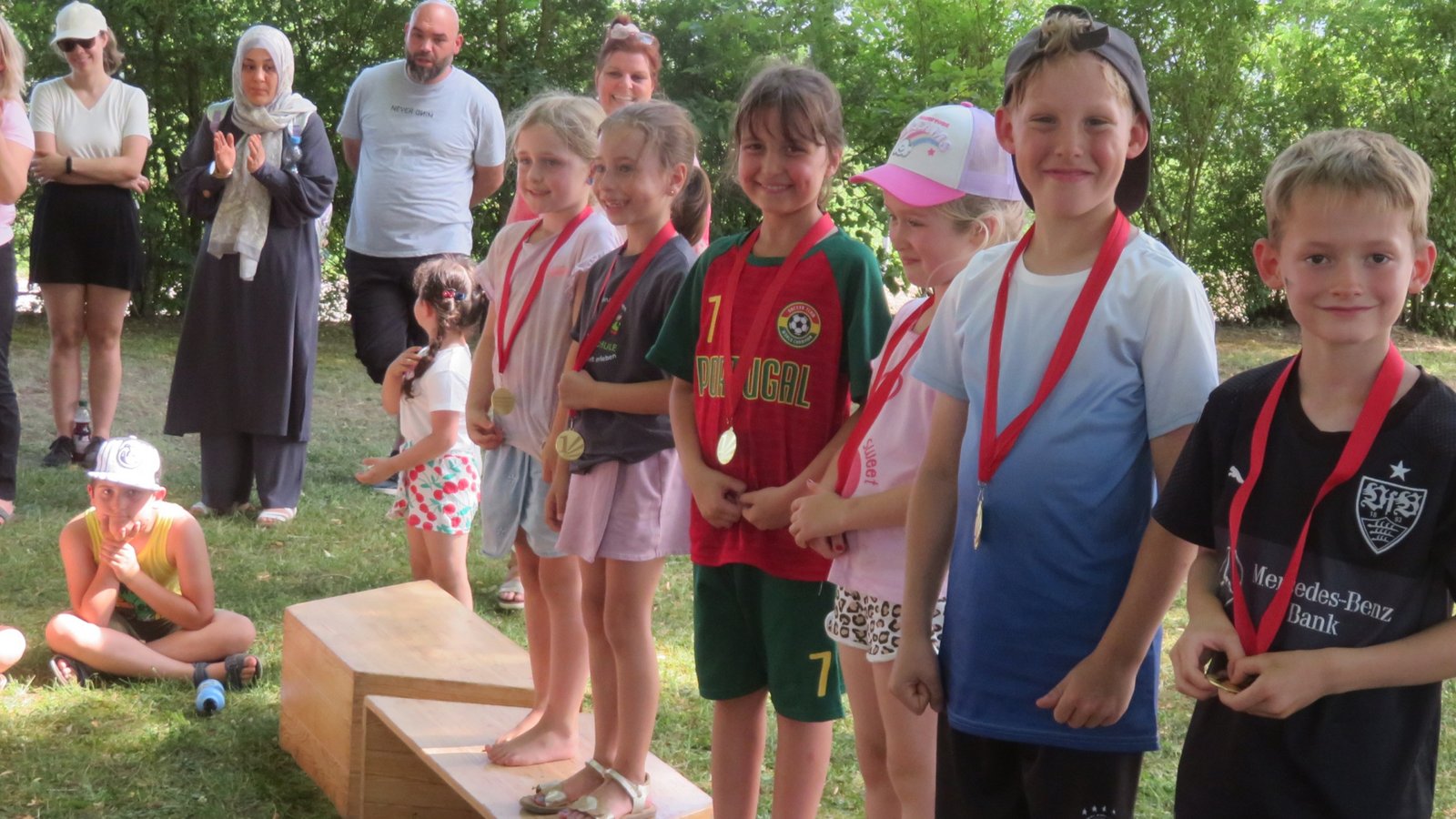 Nach der Siegerehrung wartet ein leckeres Eis auf die Schülerinnen und Schüler. Foto: p Nach der Siegerehrung wartet ein leckeres Eis auf die Schülerinnen und Schüler. Foto: p