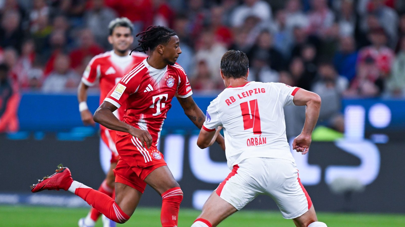 Der FC Bayern München trifft im DFB-Pokal auf RB Leipzig. Doch kann das Spiel überhaupt stattfinden?Foto: picture alliance/dpa | Sven Hoppe Der FC Bayern München trifft im DFB-Pokal auf RB Leipzig. Doch kann das Spiel überhaupt stattfinden?Foto: picture alliance/dpa | Sven Hoppe
