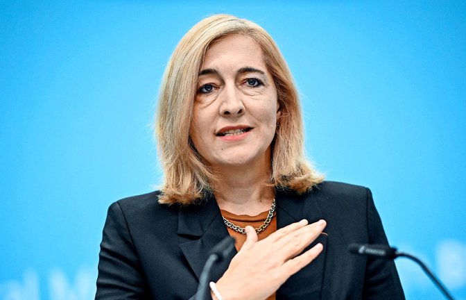 Die Landesgrünen werfen Ministerin Nina Warken Untätigkeit vor.<span class='image-autor'>Foto: Britta Pedersen/dpa</span>