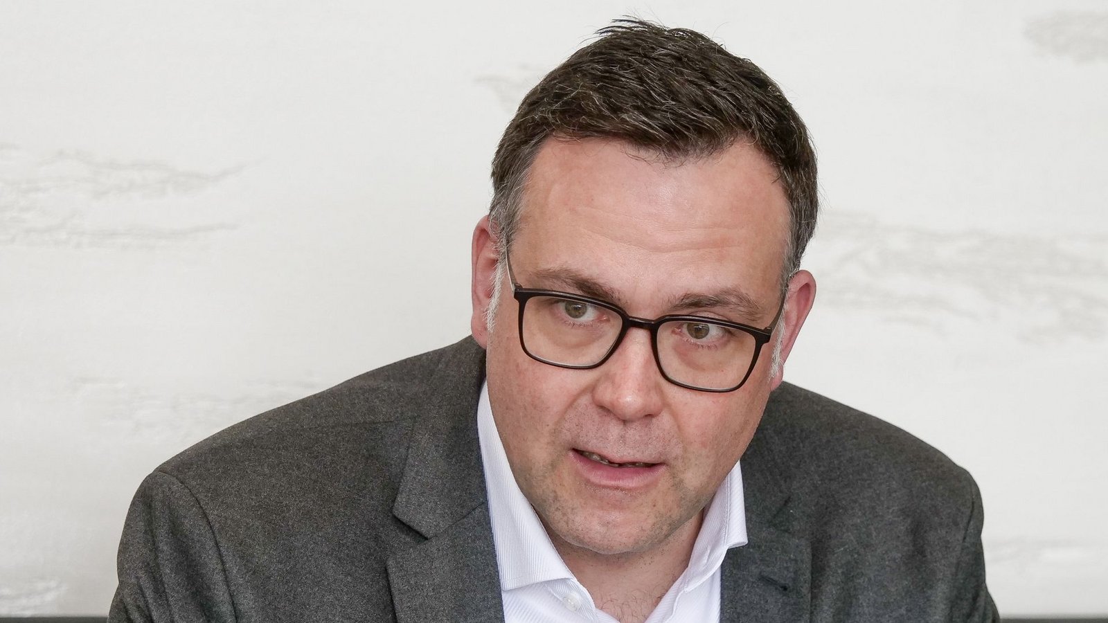 Justizstaatssekretär Siegfried Lorek (CDU) wurde im Untersuchungsausschuss zur Polizeiaffäre als Zeuge gehört.Foto: Simon Granville/Simon Granville Justizstaatssekretär Siegfried Lorek (CDU) wurde im Untersuchungsausschuss zur Polizeiaffäre als Zeuge gehört.Foto: Simon Granville/Simon Granville