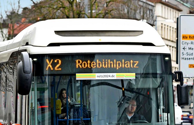 Die Busse der Expresslinie X 2 könnten von den Straßen der Region Stuttgart verschwinden.<span class='image-autor'>Foto: Lichtgut/Max Kovalenko</span>