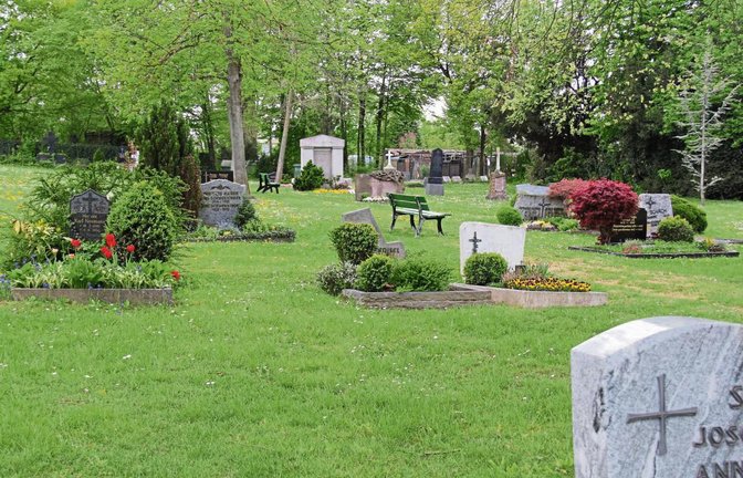 Auf dem Alten Friedhof in Illingen gibt es nicht mehr viele Gräber. Nach einem Beschluss von 1979 soll er aufgelöst werden.  Foto: Elsässer