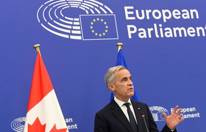 Kanadas Regierungschef Mark Carney warb bei seinem Besuch im Europaparlament im September für eine engere Zusammenarbeit zwischen seinem Land und der EU. Nun sollen auf einem Gipfel in Montreal konkrete Projekte in Angriff genommen werden.<span class='image-autor'>Pascal Bastien/AP/dpa</span>