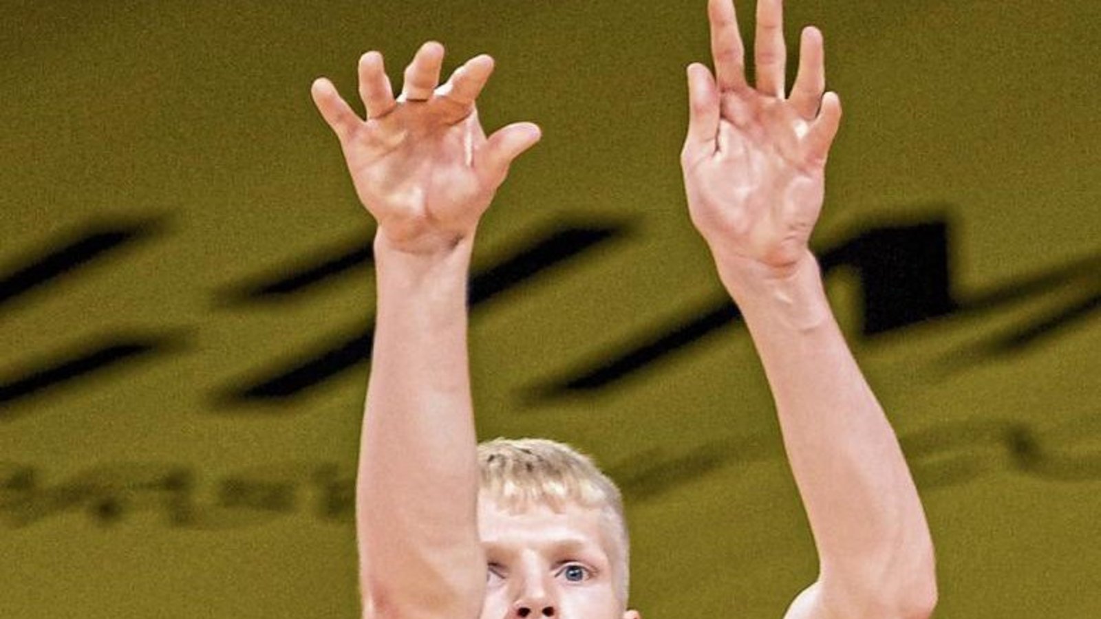 Zielsicher vor leeren Rängen im Audi-Dome: Jacob Patrick punktet für die Riesen als jüngster Spieler der Bundesliga und knackt gegen Bamberg mit einem Dreier die 100-Punkte-Marke. Foto: Baumann Zielsicher vor leeren Rängen im Audi-Dome: Jacob Patrick punktet für die Riesen als jüngster Spieler der Bundesliga und knackt gegen Bamberg mit einem Dreier die 100-Punkte-Marke. Foto: Baumann