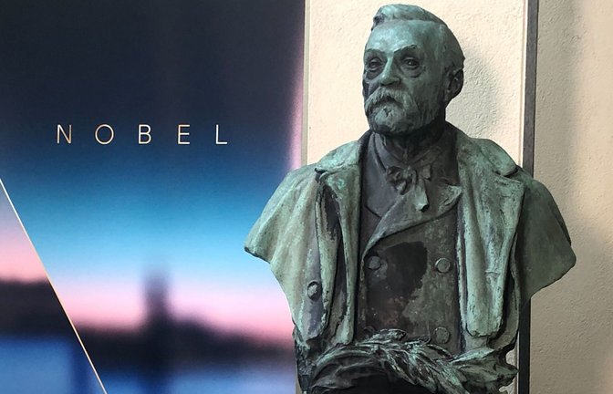 Eine Büste von Alfred Nobel steht im Stockholmer Karolinska-Institut. Mit der Verkündung der diesjährigen Medizinnobelpreisträger beginnt die Woche der Nobelpreis-Bekanntgaben.<span class='image-autor'>Foto: dpa/Steffen Trumpf</span>