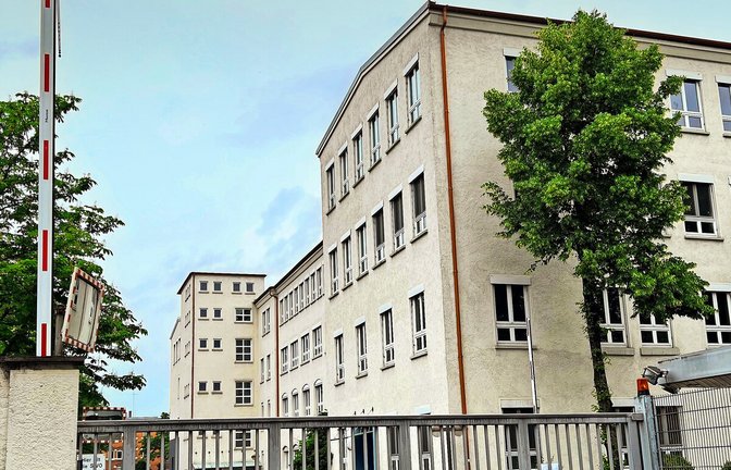 Im Bürogebäude auf dem ehemaligen Kino-Bauer-Areal könnten Schüler unterrichtet oder auch Flüchtlinge untergebracht werden.<span class='image-autor'>Foto: /Konstantin Schwarz</span>