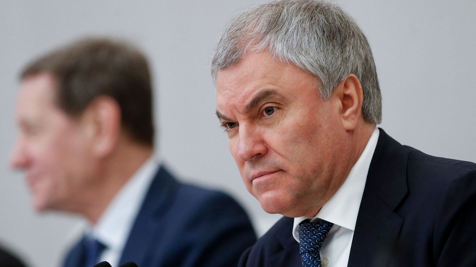 Russlands Parlamentschef Wjatscheslaw Wolodin droht der Ukraine mit Massenvernichtungswaffen. (Archivbild)Foto: -/AP/dpa Russlands Parlamentschef Wjatscheslaw Wolodin droht der Ukraine mit Massenvernichtungswaffen. (Archivbild)Foto: -/AP/dpa