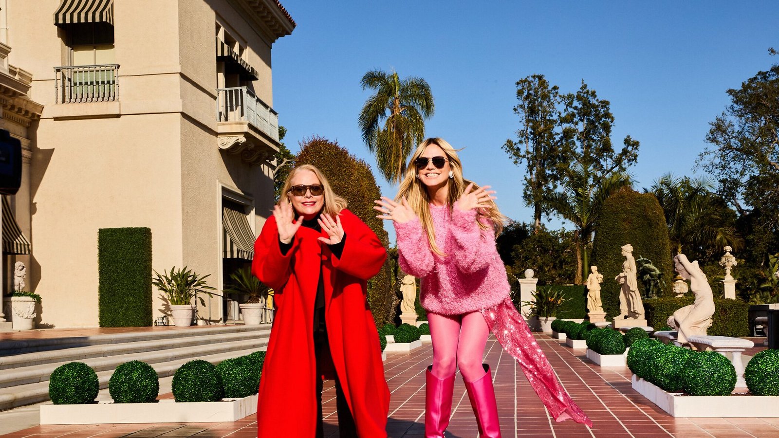 Heidi Klum mit Kerstin Schneider, Chefredakteurin der Harper’s Bazaar.Foto: ProSieben/Max Montgomery