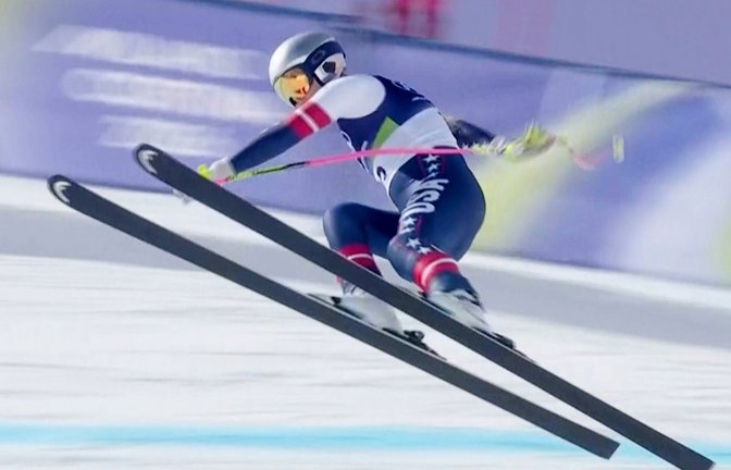Lindsey Vonn bei ihrem Sturz in Cortina d’Ampezzo<span class='image-autor'>Foto: Uncredited/Olympic Broadcasting</span>