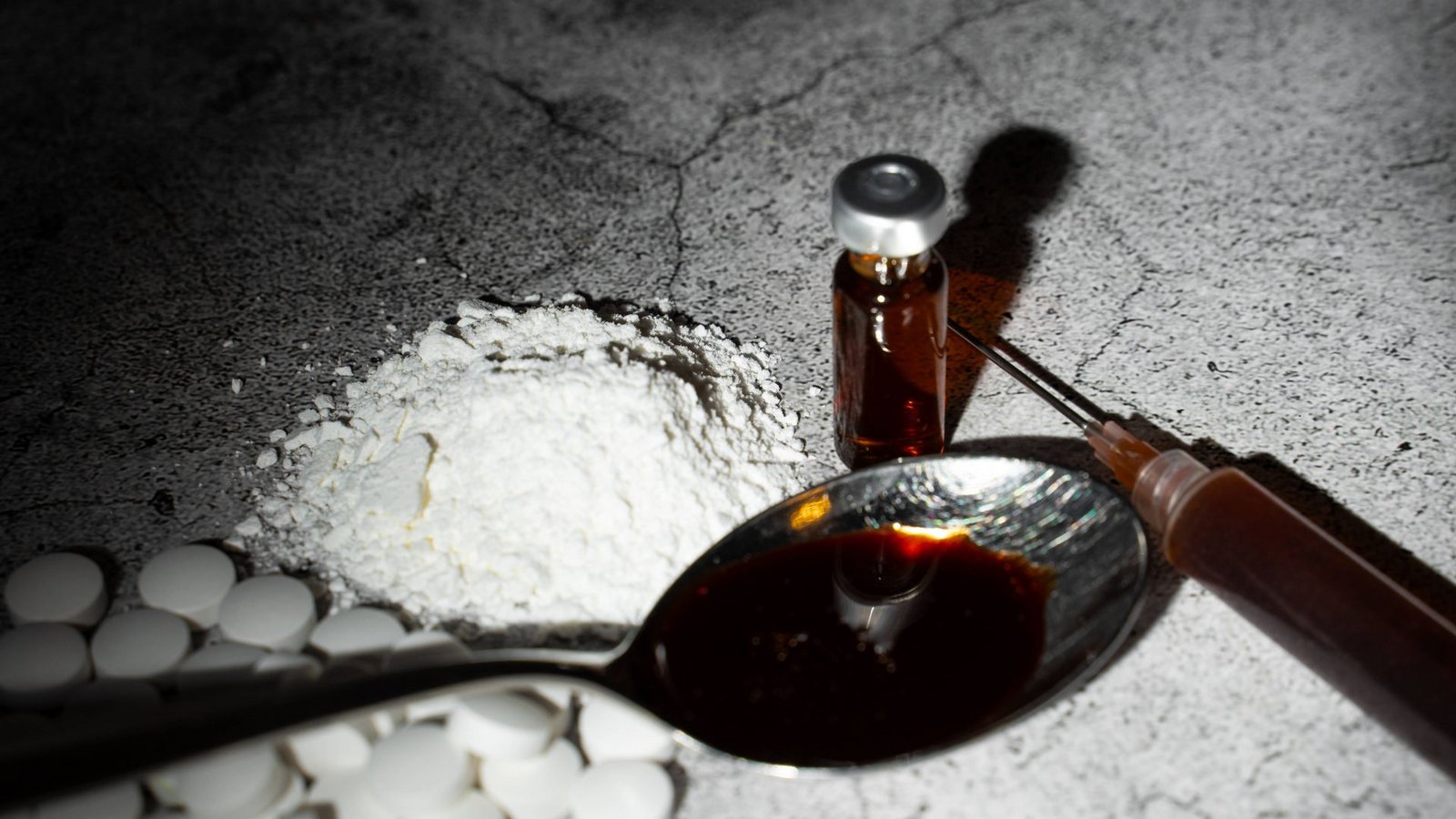 Synthetische Opioide sind Opioide wie Fentanyl, die – im Gegensatz zu natürlichen Opioiden wie Heroin – künstlich hergestellt werden, aber eine ähnliche Wirkung haben. (Symbolbild)Foto: IMAGO/Bihlmayerfotografie Synthetische Opioide sind Opioide wie Fentanyl, die – im Gegensatz zu natürlichen Opioiden wie Heroin – künstlich hergestellt werden, aber eine ähnliche Wirkung haben. (Symbolbild)Foto: IMAGO/Bihlmayerfotografie