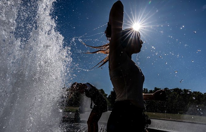 Der Hochsommer in Deutschland ist da – allerdings viel zu früh.<span class='image-autor'>Foto: Michael Kappeler/dpa</span>