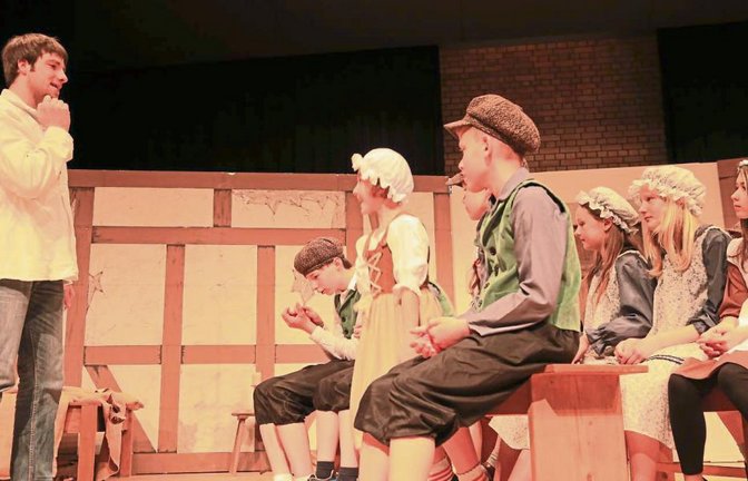 Proben für das Jubiläumsmusical in Illingen. Foto: Recken