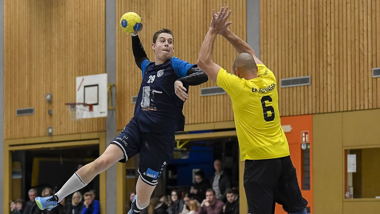 Gelingt Hannes Steiger (links) mit dem CVJM Enzweihingen ein Auftakterfolg? Foto: Leitner