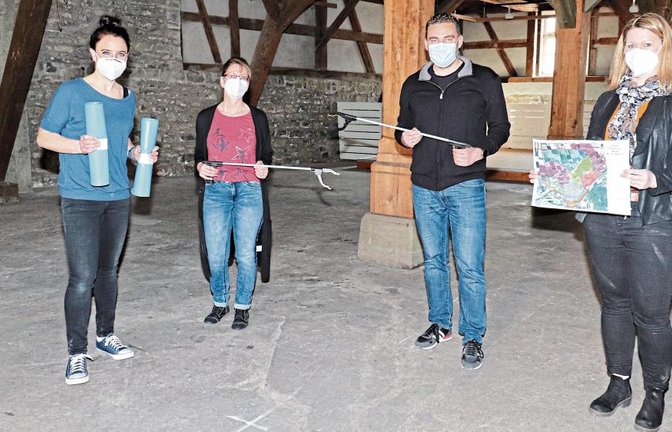 Das Veranstaltungsteam um Bürgermeister Frank Wittendorfer lädt alle Oberriexinger zur Frühjahrsputzete in den Osterferien ein.  Fotos: Gergen