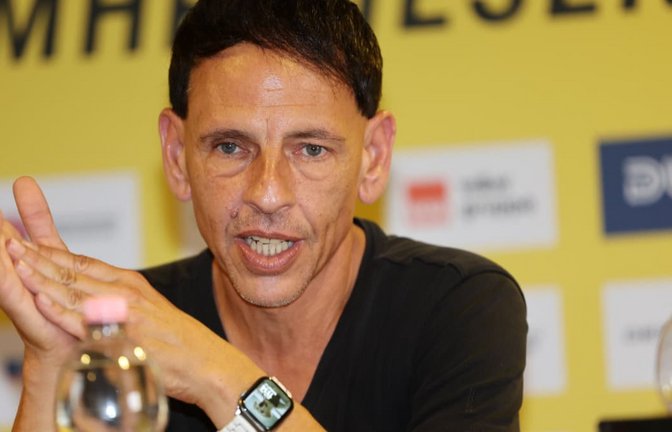 Basketball MHP Riesen Ludwigsburg PK: BAU // Ludwigsburg, Basketball MHP Riesen Ludwigsburg PK,  Alexander Reil (1. Vorsitzender MHP Riesen und Präsident der AG Basketball-Bundesliga)<span class='image-autor'>Julia Rahn</span>