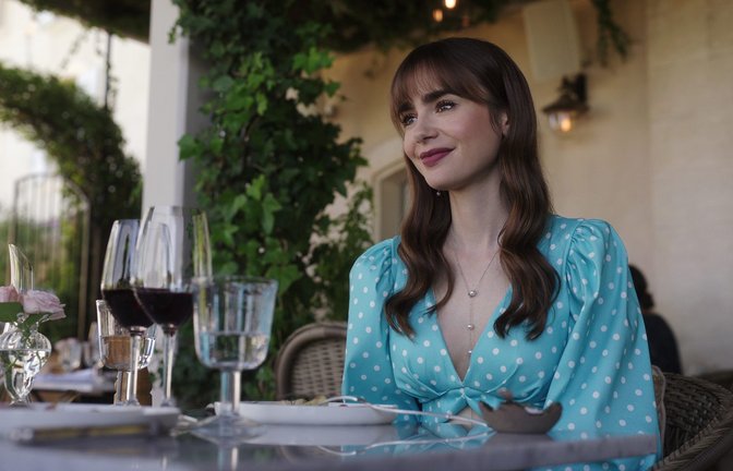 Staffel 4 der Dramedy-Serie wurde bereits bestätigt.<span class='image-autor'>Foto: Cr. Courtesy of Netflix © 2022</span>