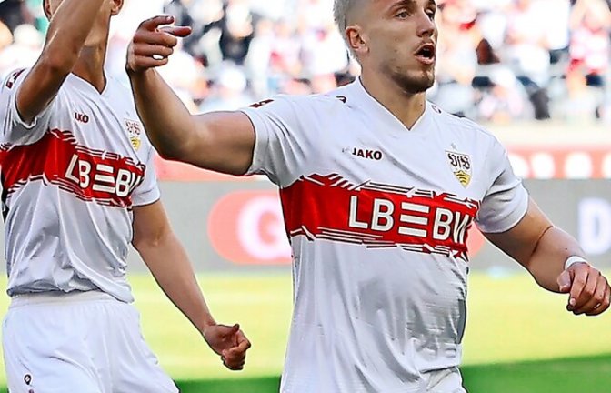 Ermedin Demirovic (re.) hat gegen Werder den wichtigen Treffer zum 1:1 erzielt.<span class='image-autor'>Foto: Baumann</span>