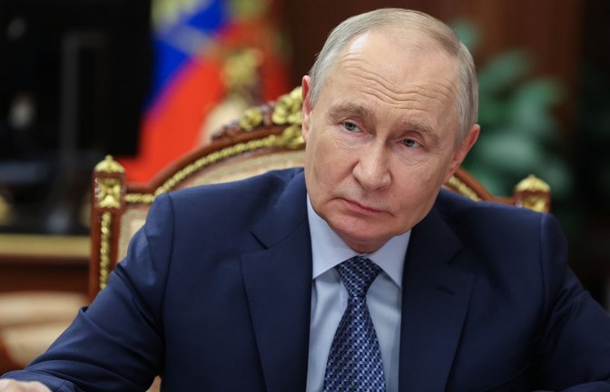 Ein Video eines Ex-Frontsoldaten schlägt in Russland Wellen - bis hin zu Kremlchef Wladimir Putin. (Archivbild)<span class='image-autor'>Foto: Vyacheslav Prokofyev/Pool Sputnik Kremlin via AP/dpa</span>