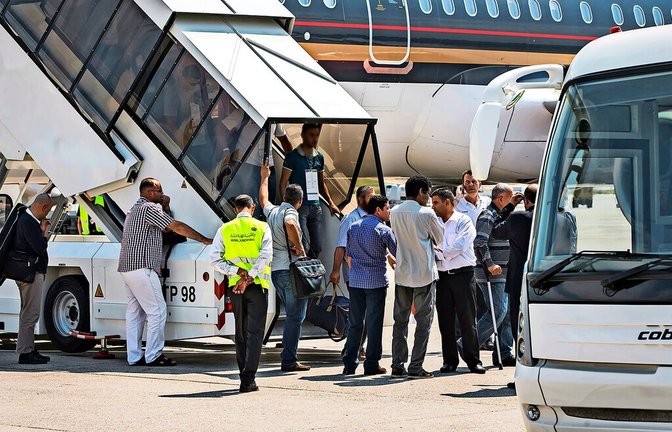 Im Juli 2013 kamen die ersten libyschen Kriegsversehrten in Stuttgart an. Schwer verletzt waren sie nicht.<span class='image-autor'>Foto: Achim Zweygarth</span>