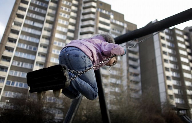 Kinder und Jugendliche unter 18 Jahren sind überdurchschnittlich von Armut und sozialer Ausgrenzung bedroht.<span class='image-autor'>Foto: dpa/Rolf Vennenbernd</span>
