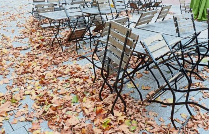 Wenn die Blätter fallen ist, die Biergartenzeit vorbei...  Foto: Arning