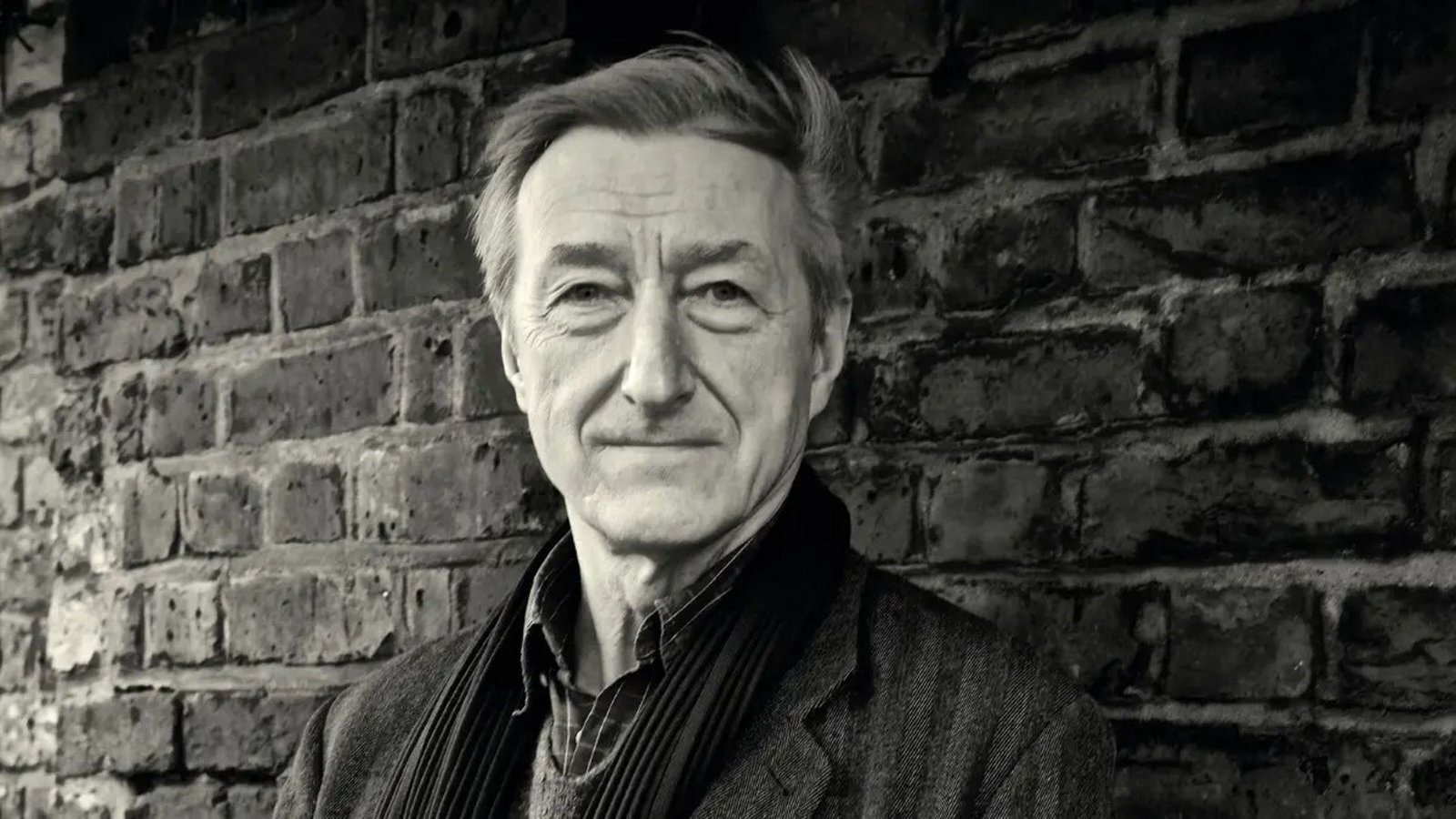 Julian Barnes schaut dem Universum bei der Arbeit zu.Foto: Marzena Pogorzaly