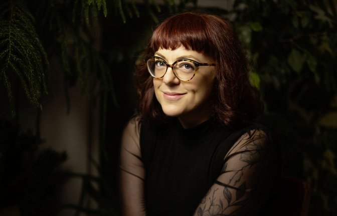 „Heute würde ich mich in Nashville nicht mehr sicher fühlen, weil ich lesbisch bin“, sagt die Bestsellerautorin V. E. Schwab<span class='image-autor'>Foto: S. FIscher/Jenna Maurice</span>