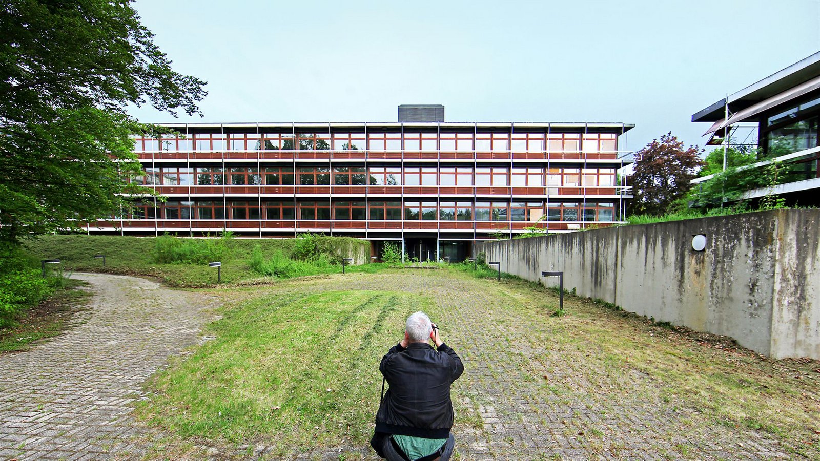 Der Eiermann-Campus in Stuttgart steht seit langem leerDas Eiermann-Areal von oben: ein Platz für Flüchtlinge?Foto: Wilhelm Mierendorf/LGL
