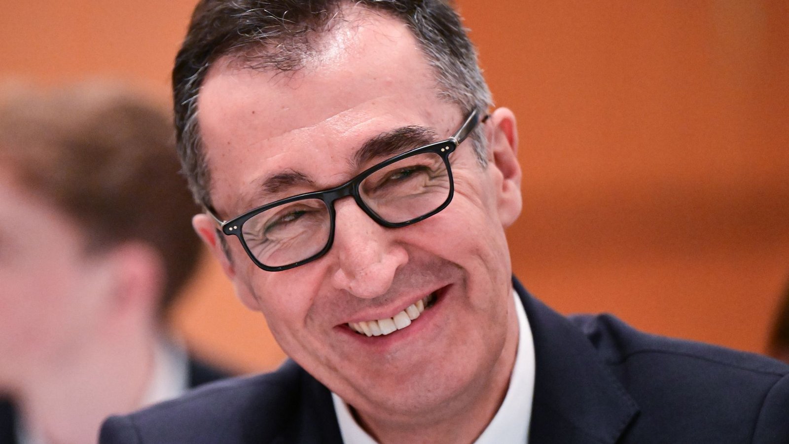 Grünen-Spitzenkandidat Cem Özdemir wird am Sonntag 60 Jahre alt.Foto: Bernd Weißbrod/dpa Grünen-Spitzenkandidat Cem Özdemir wird am Sonntag 60 Jahre alt.Foto: Bernd Weißbrod/dpa