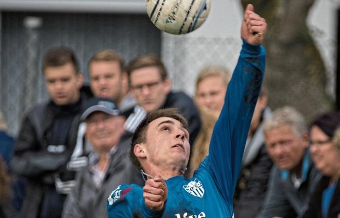 So richtig lief es weder bei Jaro Jungclaussen noch bei seinen Mannschaftskameraden des TV Schweinfurt-Oberndorf bei der DM-Endrunde in Moslesfehn. Foto: DFBL/Schönwandt