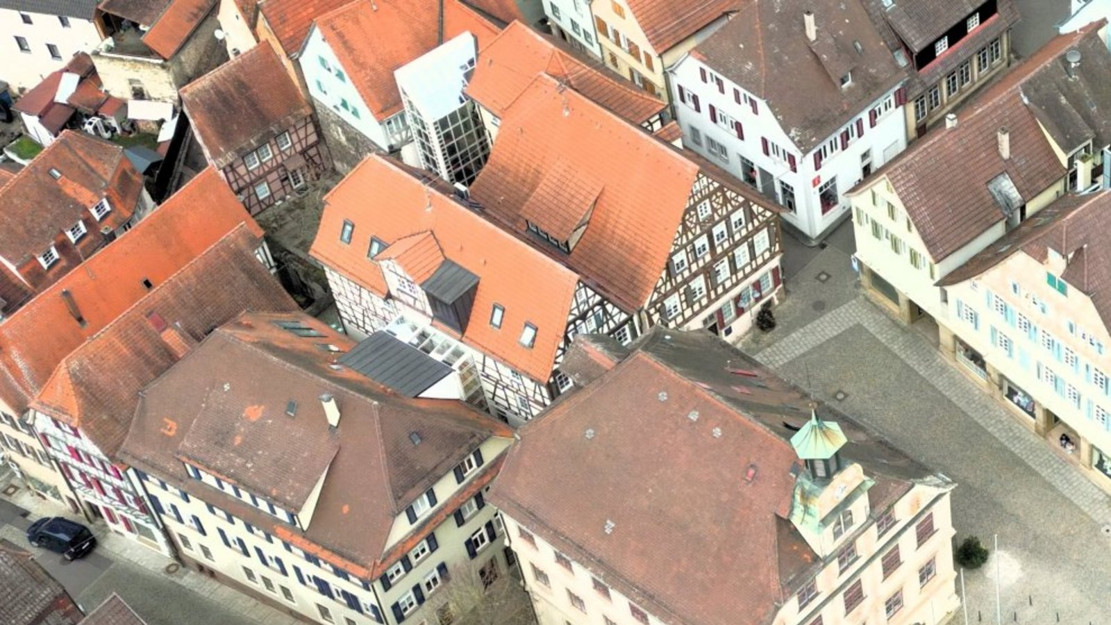Die Einbrecher, die in ein Vaihinger Rathausgebäude eingedrungen sind, haben laut Polizei keine Beute gemacht. Archivfoto: VKZ/Küppers Die Einbrecher, die in ein Vaihinger Rathausgebäude eingedrungen sind, haben laut Polizei keine Beute gemacht. Archivfoto: VKZ/Küppers