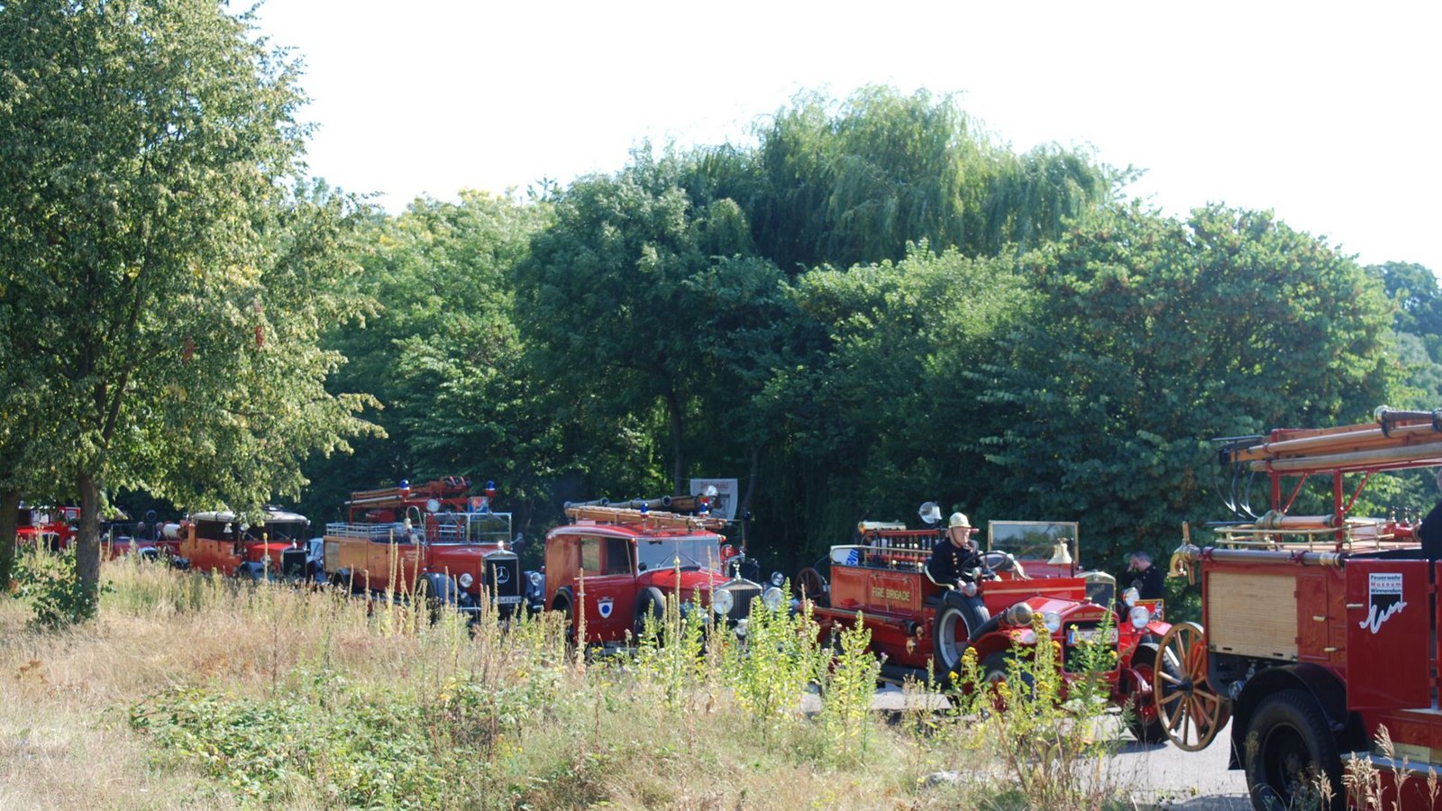 . . wie historische, unter anderem bei einer Oldtimer-Rundfahrt durch die Ortenau.Foto: Landesfeuerwehrverband Baden-Württemberg