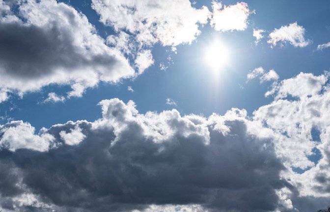 Die kommenden Tage sollen in Baden-Württemberg von heiterem Wetter und milden Temperaturen geprägt sein. (Symbolbild)<span class='image-autor'>Foto: IMAGO/Wassilis Aswestopoulos/IMAGO/Wassilis Aswestopoulos</span>