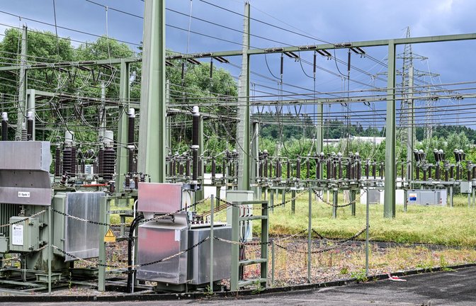 Nach dem großflächigen Stromausfall in Reutlingen laufen die Reparaturarbeiten.<span class='image-autor'>Foto: Jason Tschepljakow/dpa</span>