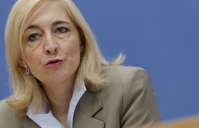 Gesundheitsministerin Nina Warken (CDU) hofft auf Unterstützung durch die Pflegekommission.<span class='image-autor'>Foto: IMAGO/Jürgen Heinrich</span>