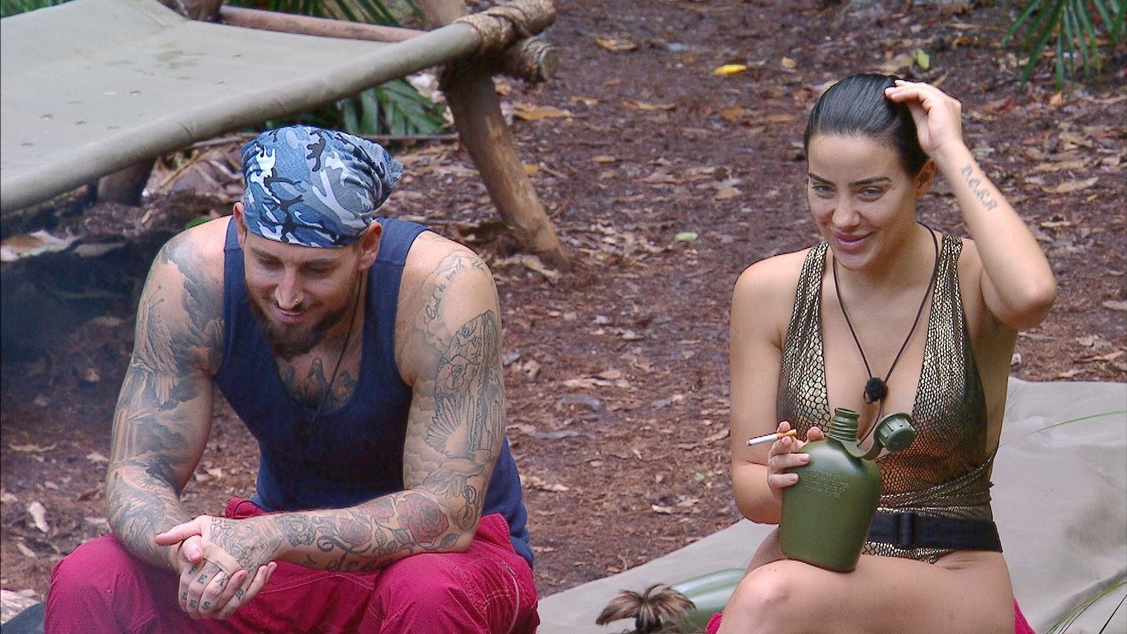 Was geht da zwischen Leyla und Mike? Angeblich ist Mikes Kumpel Eugen das Problem, dass verhindert, dass die beiden sich näher kommen.Foto: RTL/Tag 10