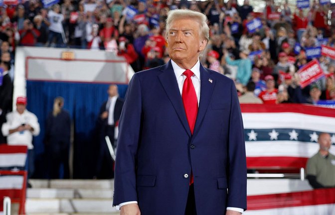 Ist er bald wieder US-Präsident? Donald Trump bei einer Wahlkampfveranstaltung.<span class='image-autor'>Foto: Getty Images via AFP/CHIP SOMODEVILLA</span>