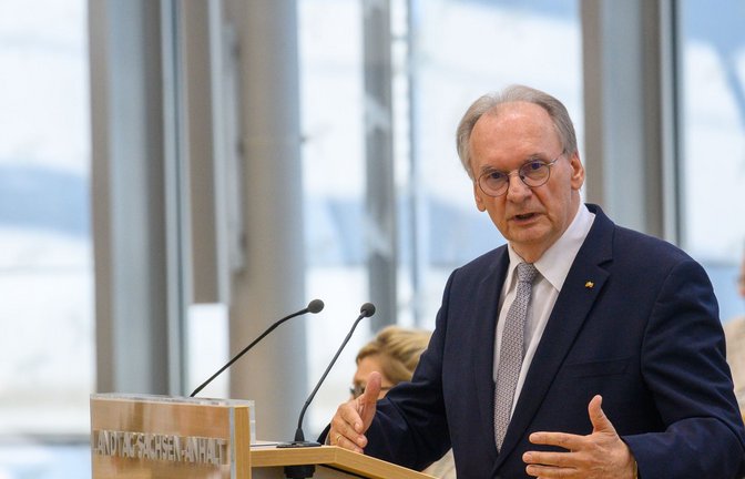 Sachsen-Anhalts Ministerpräsident steht einer unbeliebten Kenia-Koalition vor.<span class='image-autor'>Foto: Klaus-Dietmar Gabbert/dpa/Klaus-Dietmar Gabbert</span>