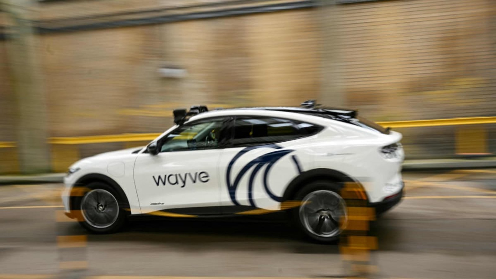 In London erobern autonome Autos der Firma Wayve die Straßen.Ben Stansall/afp In London erobern autonome Autos der Firma Wayve die Straßen.Ben Stansall/afp