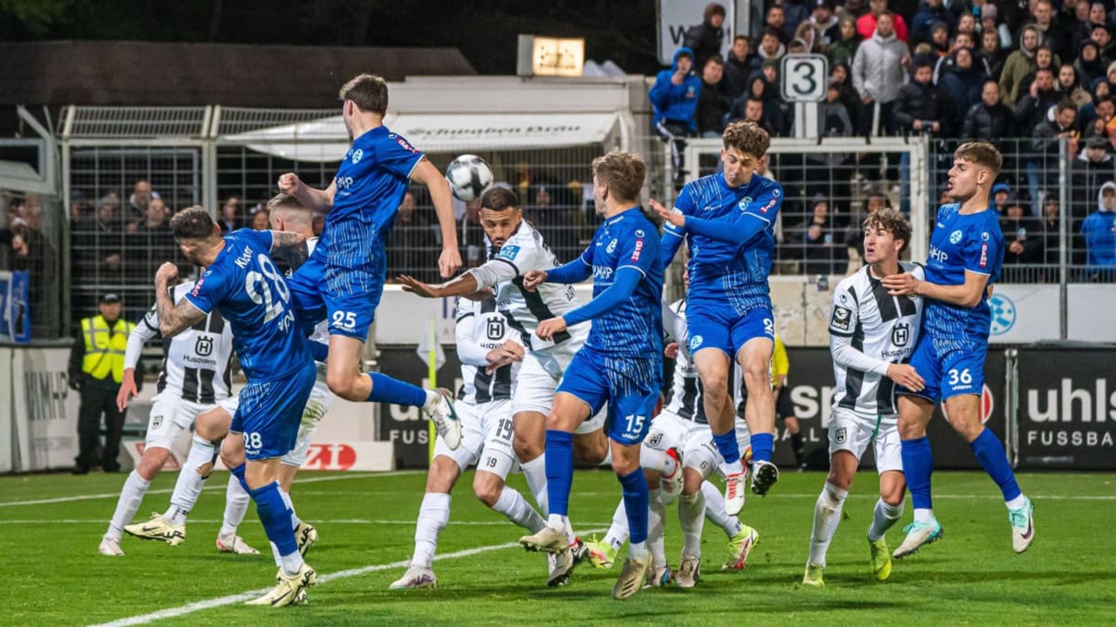 Am 16. April 2024 trafen die Stuttgarter Kickers im WFV-Pokal-Viertelfinale auf den SSV Ulm 1846 - vor 8720 Zuschauern im Gazi-Stadion auf der Waldau.IMAGO/Michael Schmidt Am 16. April 2024 trafen die Stuttgarter Kickers im WFV-Pokal-Viertelfinale auf den SSV Ulm 1846 - vor 8720 Zuschauern im Gazi-Stadion auf der Waldau.IMAGO/Michael Schmidt