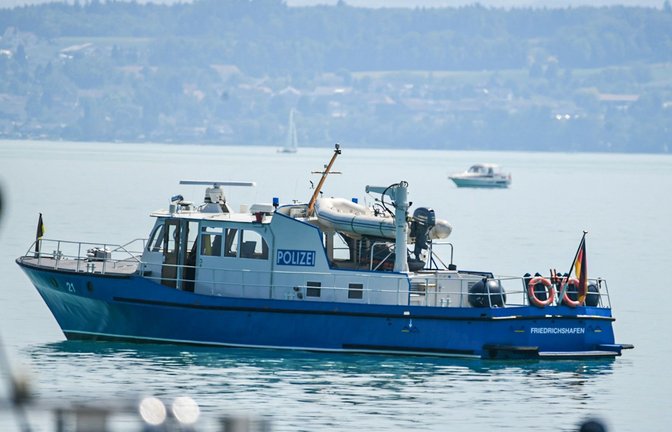 Die Wasserschutzpolizei machte einen schrecklichen Fund.<span class='image-autor'>Foto: dpa/Jason Tschepljakow</span>