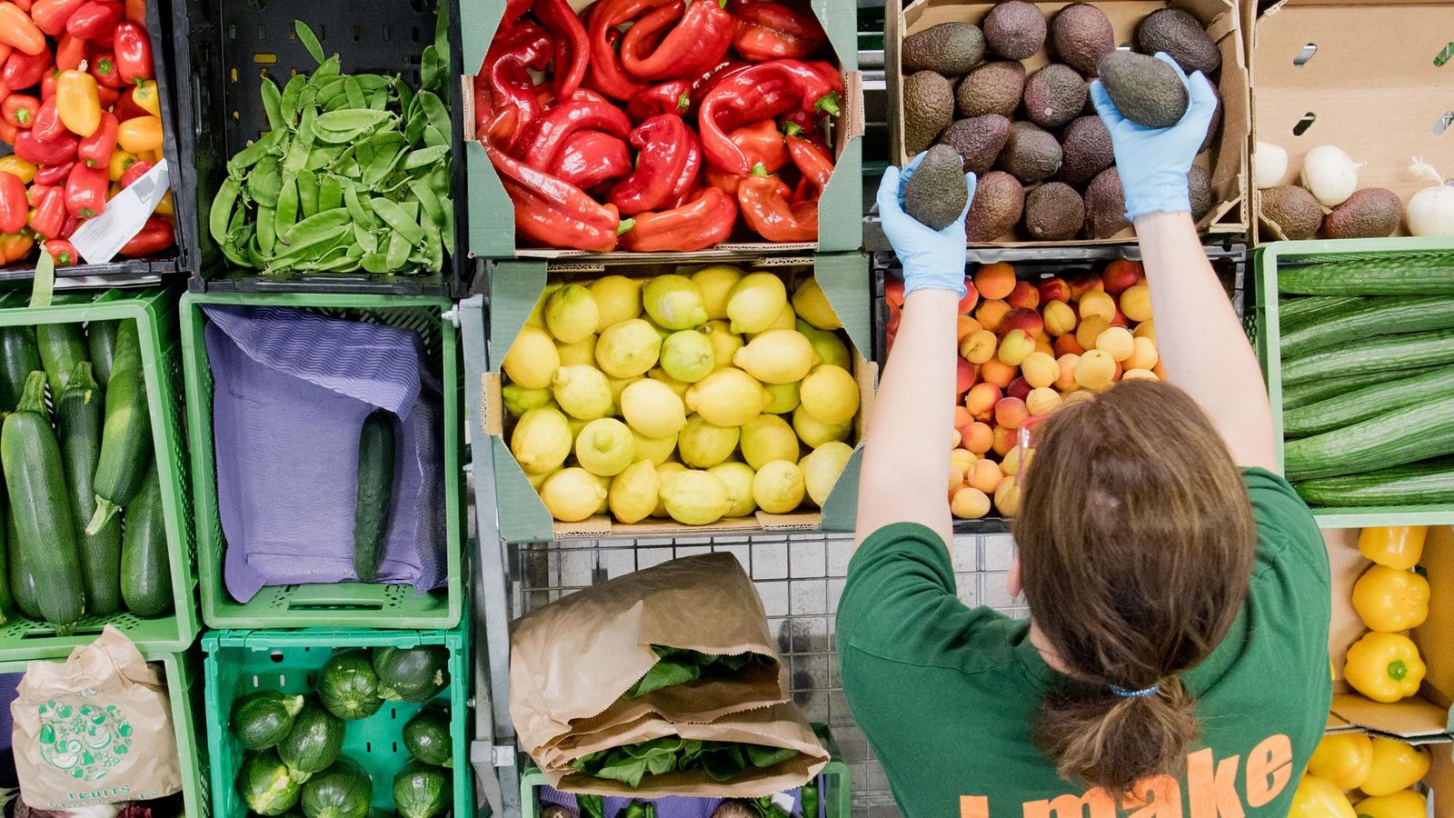 Erstmals ist der Umsatz bei Biolebensmitteln gesunken. Was das Jahr 2023 bringt, vermag derzeit niemand vorherzusagen.Foto: dpa/Julian Stratenschulte Erstmals ist der Umsatz bei Biolebensmitteln gesunken. Was das Jahr 2023 bringt, vermag derzeit niemand vorherzusagen.Foto: dpa/Julian Stratenschulte