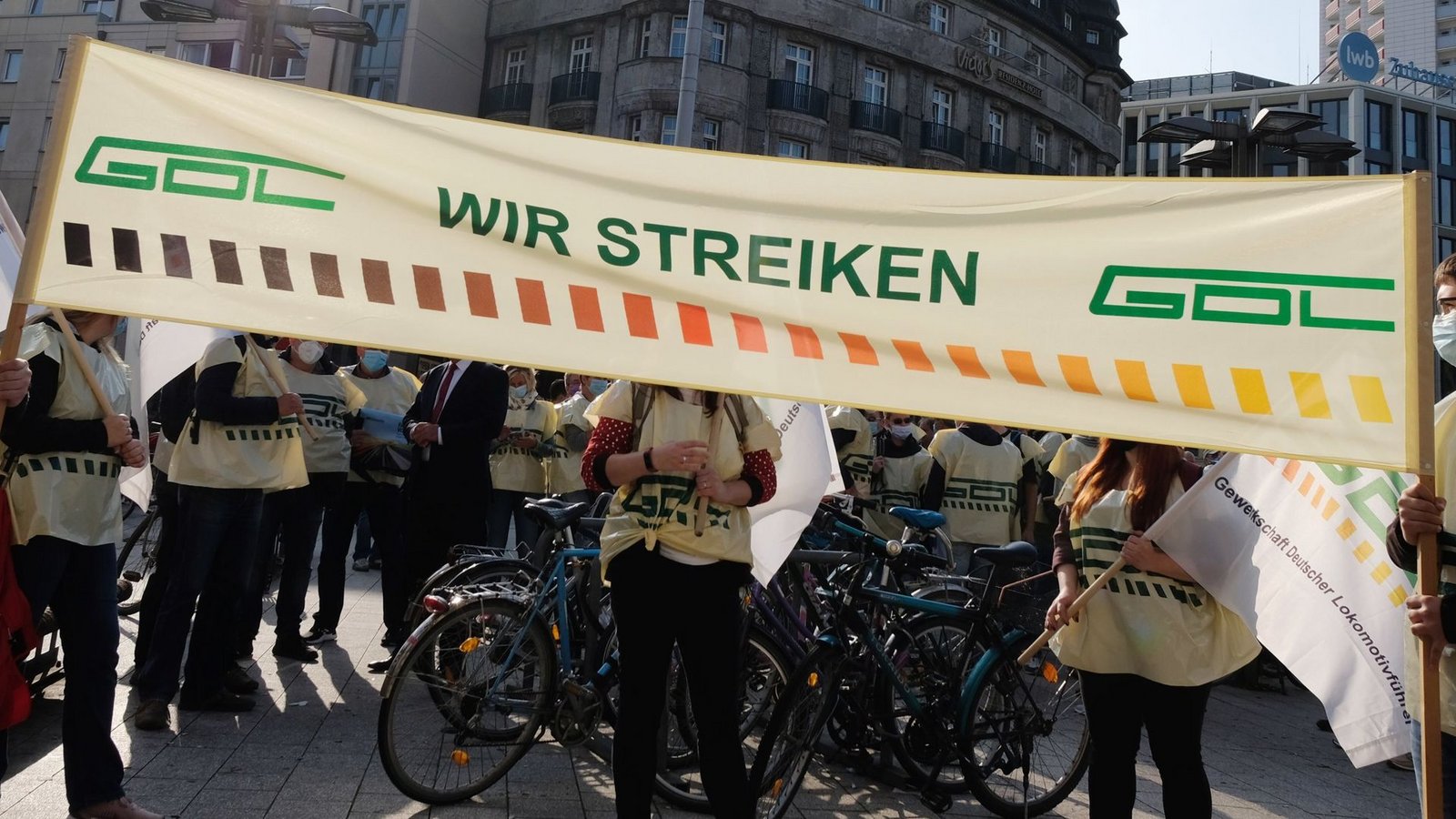Die Gewerkschaft GDL hat für Mittwoch und Donnerstag Streiks angekündigt.Foto: dpa/Sebastian Willnow