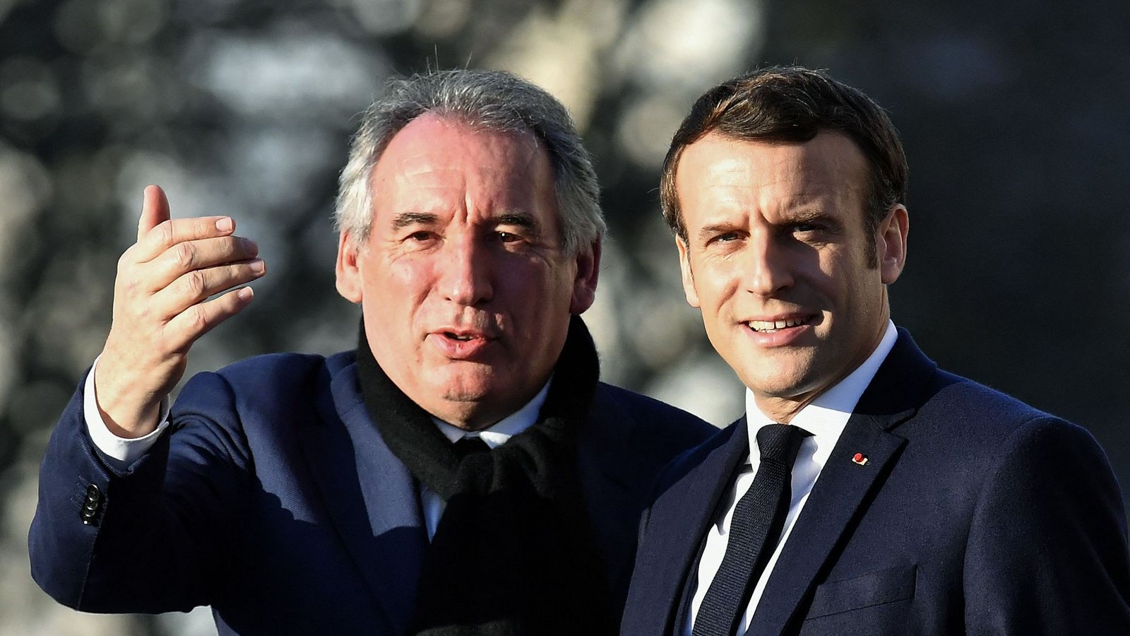 Präsident Macron (r.) hat Francois Bayrou zum Premierminister ernannt.Foto: AFP/Georges Gobet Präsident Macron (r.) hat Francois Bayrou zum Premierminister ernannt.Foto: AFP/Georges Gobet