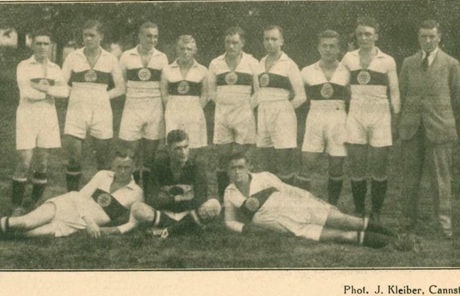 Das erste Mannschaftsfoto des VfB im Brustring. Es datiert vom 13. September 1925.<span class='image-autor'>Archiv VfB Stuttgart</span>