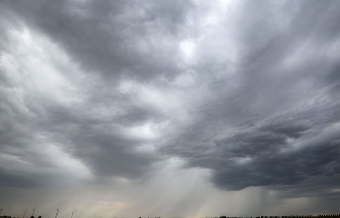 In Baden-Württemberg drohen diese Woche wieder Gewitter.<span class='image-autor'>Jan Woitas/dpa</span>