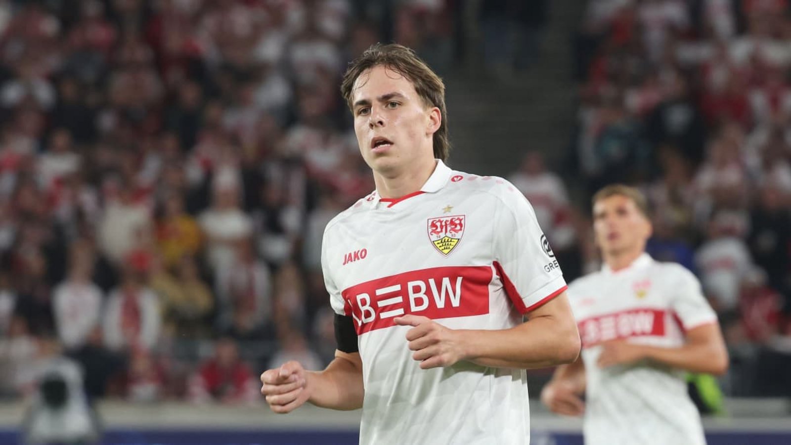 Der 20-jährige Leo Sauer trägt seit einigen Monaten das VfB-Trikot.Baumann/Hansjürgen Britsch Der 20-jährige Leo Sauer trägt seit einigen Monaten das VfB-Trikot.Baumann/Hansjürgen Britsch