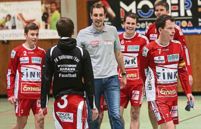 Das Saisonziel war der Klassenerhalt, jetzt spielen die Faustballer des TV Vaihingen unter anderem mit Marco Lochmahr, Kolja Meyer, Tobias Rommel, Marc Krüger, Max Winkler und Johannes Jungclaussen um eine DM-Medaille. Foto: Küppers
