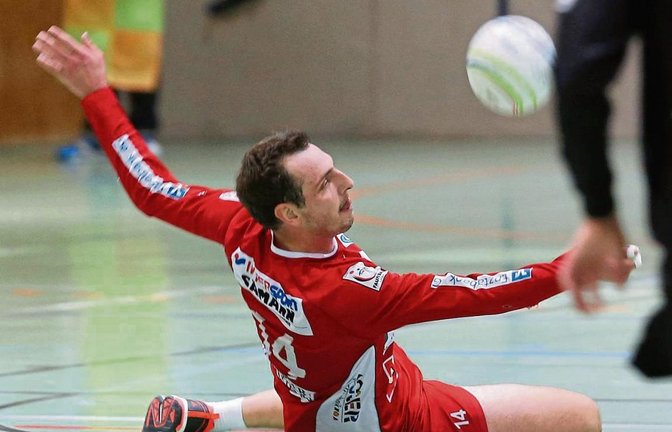 TVV-Schlagmann Marc Krüger hat in Offenburg eine Zeitlang gut gespielt, musste dann aber seinen Rücken schonen. Foto: Küppers